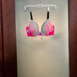 Victoria’s Secret Bra 34DD